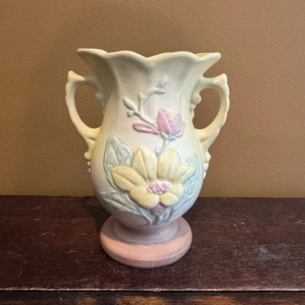 Hull Art Pottery Vase Yellow Magnolia 11 6 1/2 USA‎ Vintage Floral Decor